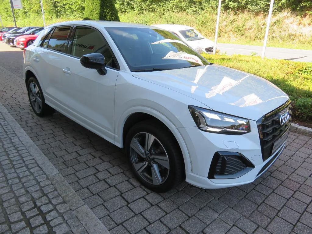 Audi Q2