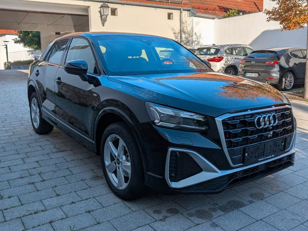 Audi Q2