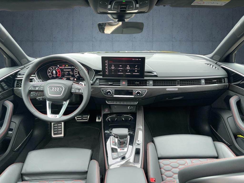 Audi RS4
