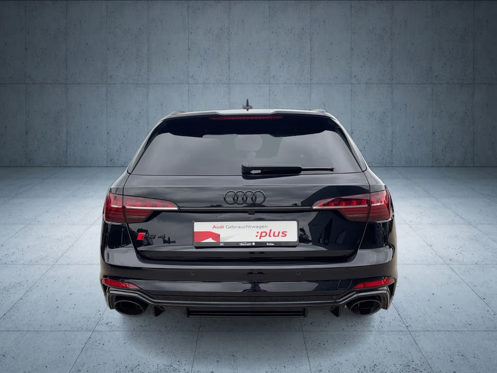 Audi RS4