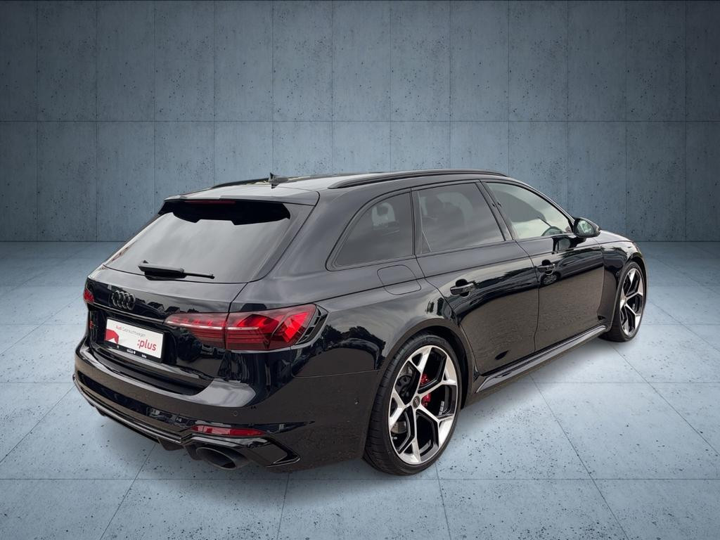 Audi RS4