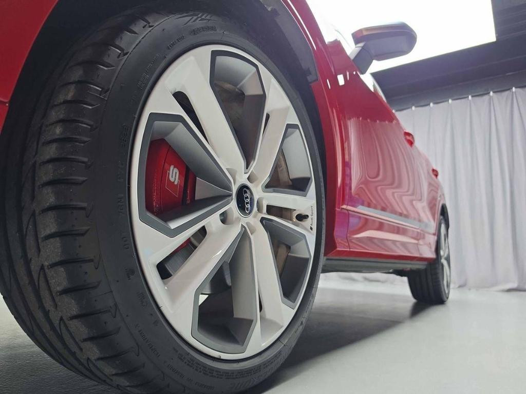 Audi SQ2