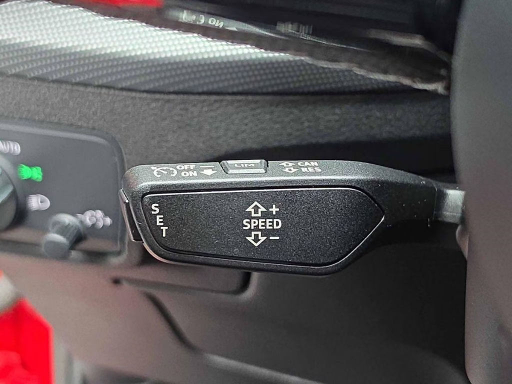 Audi SQ2