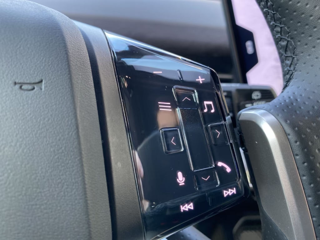 BMW iX3