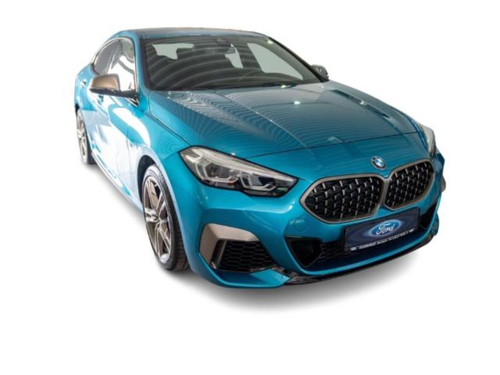 BMW M235