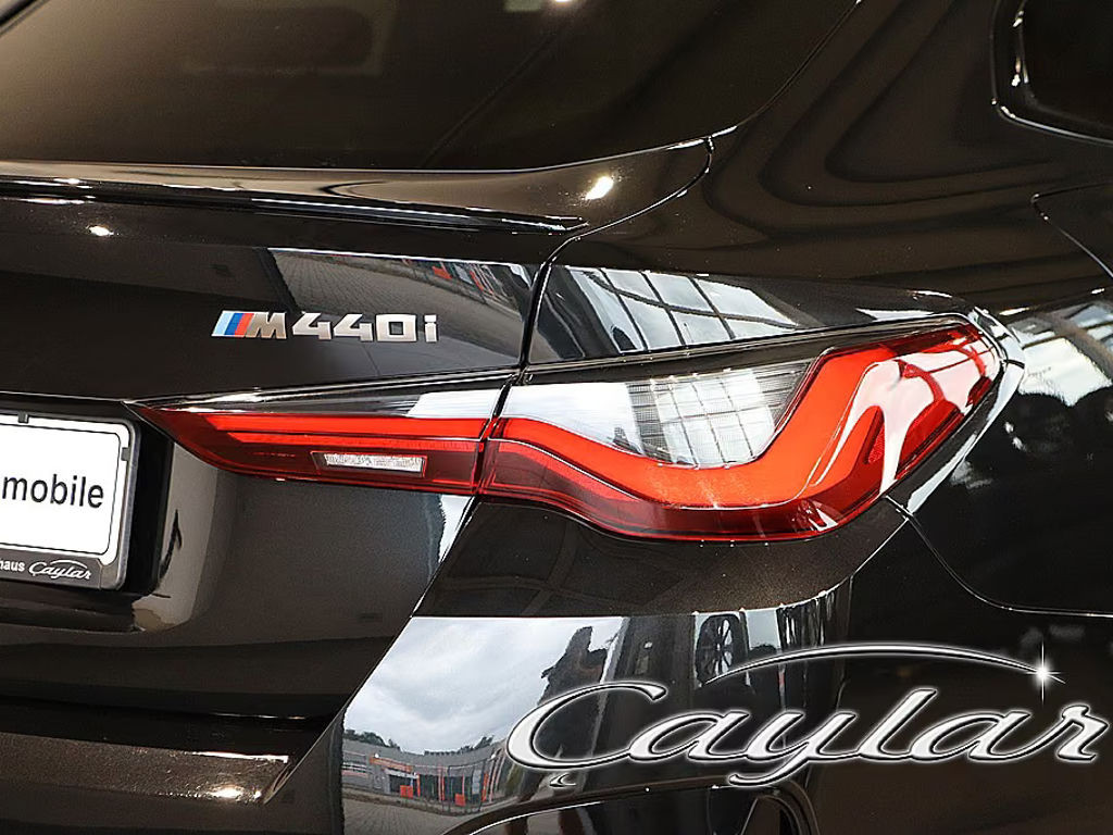 BMW M440