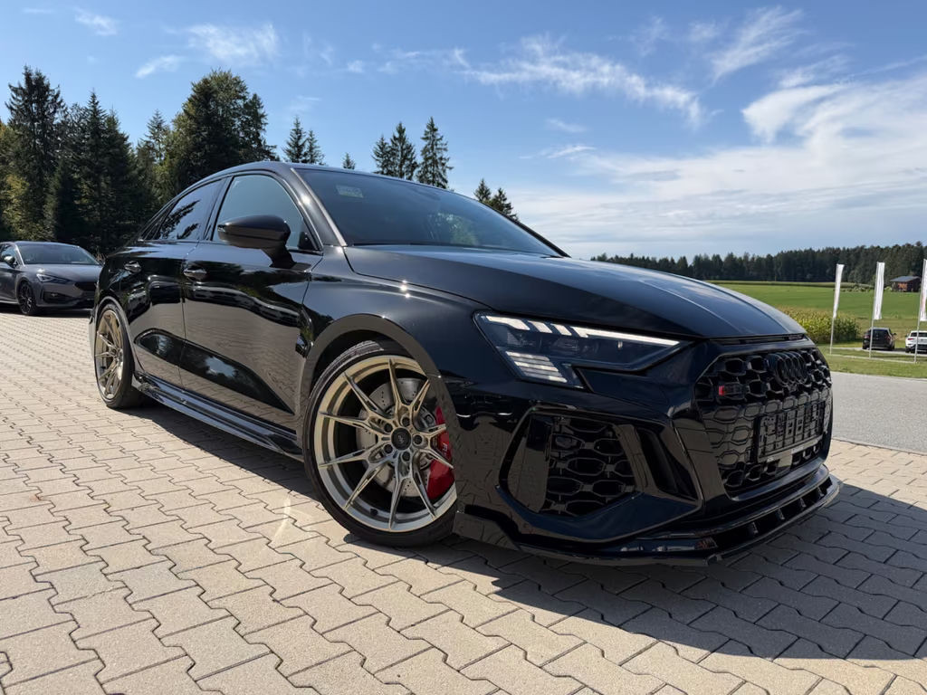 Audi RS3 Sedan Quattro