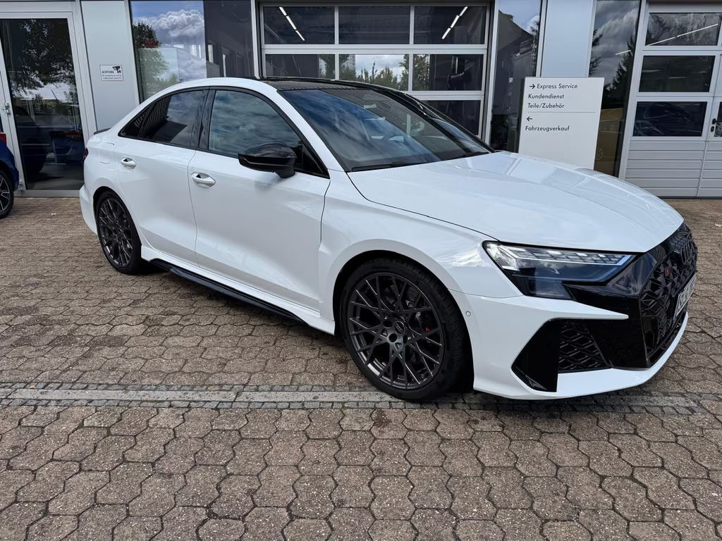 Audi RS3