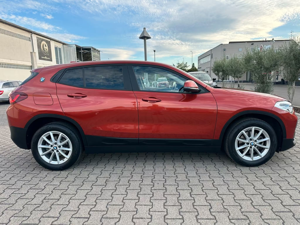 BMW X2