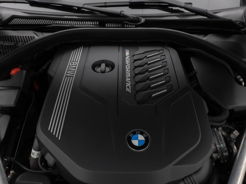 BMW M440