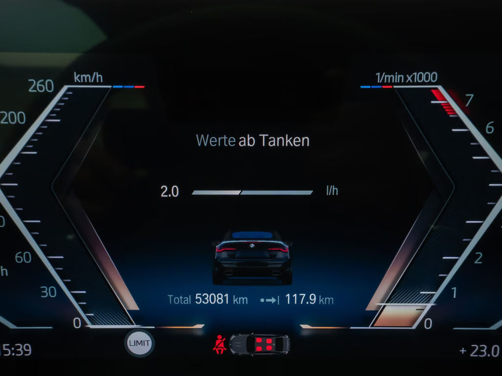 BMW M440