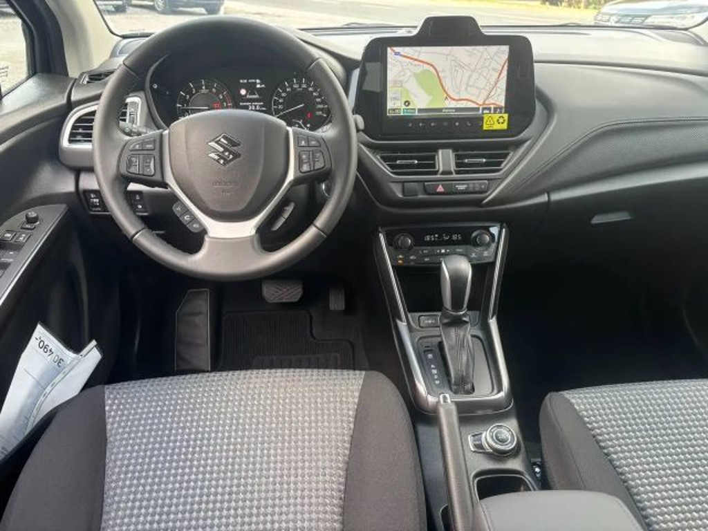 Suzuki S-Cross