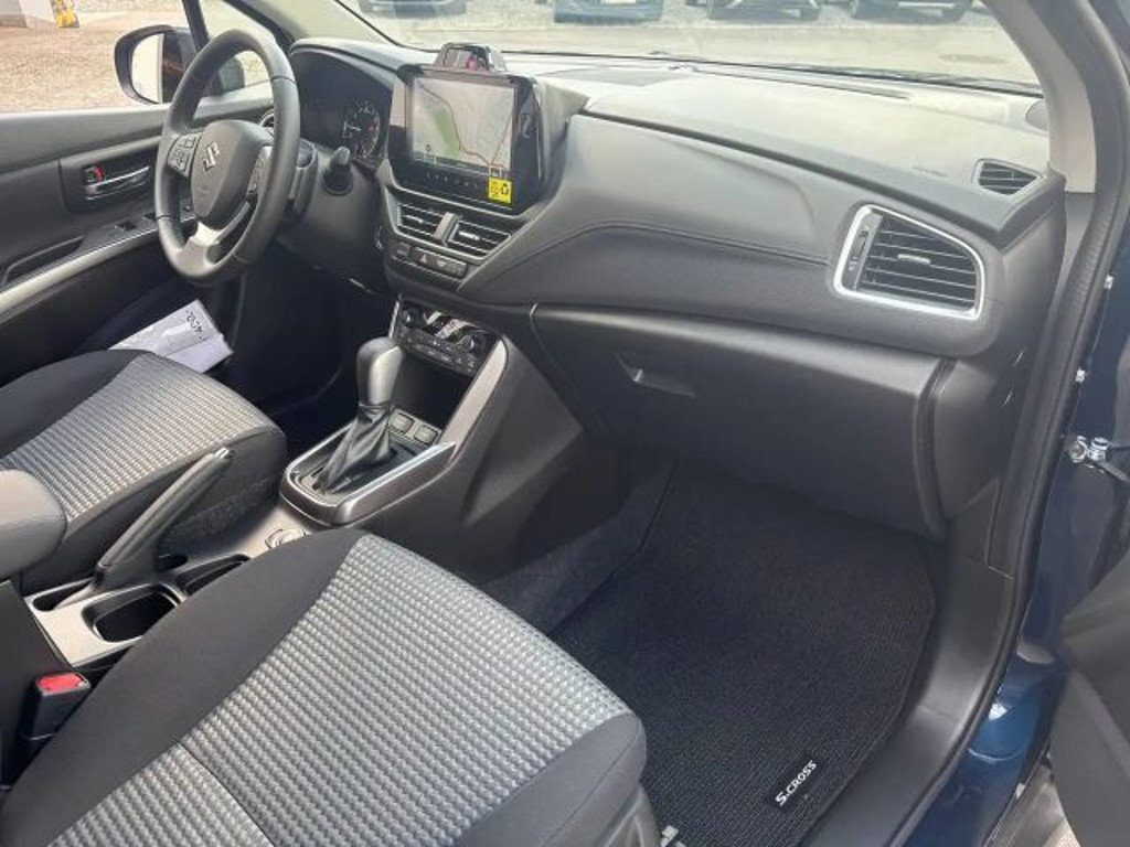 Suzuki S-Cross