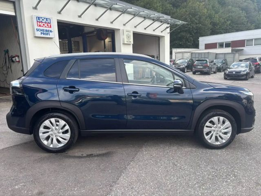 Suzuki S-Cross