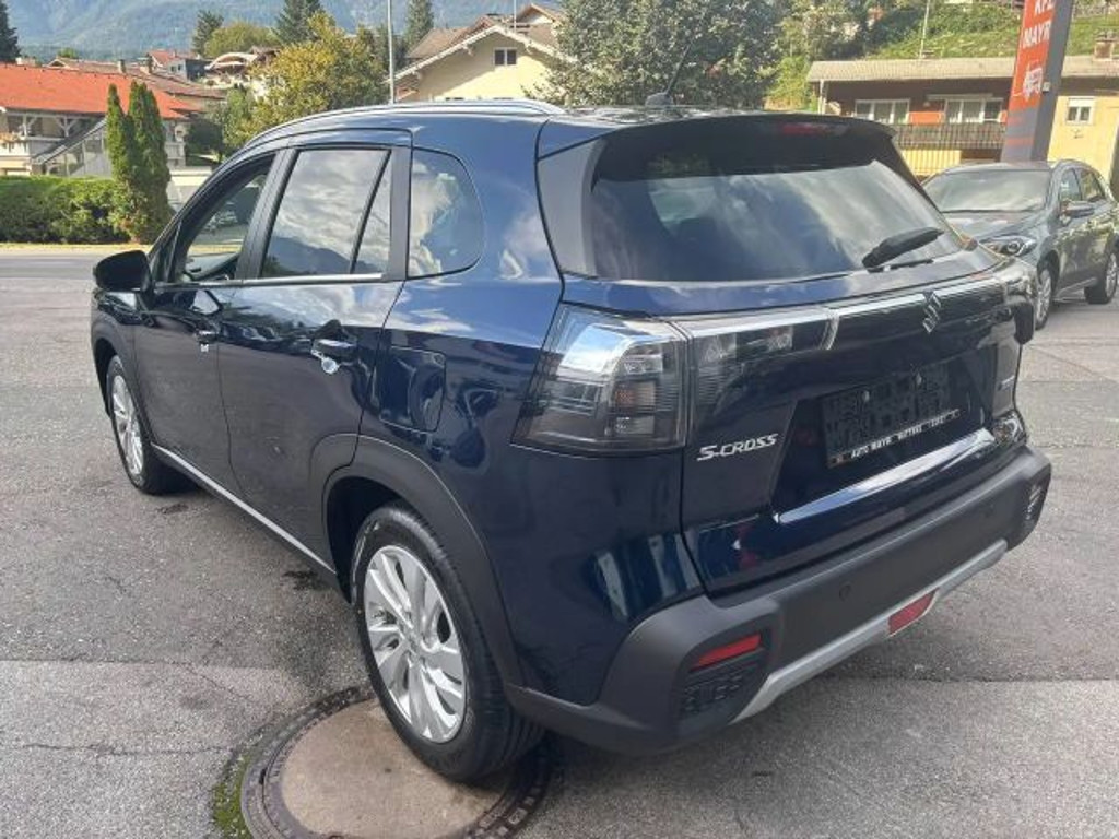 Suzuki S-Cross