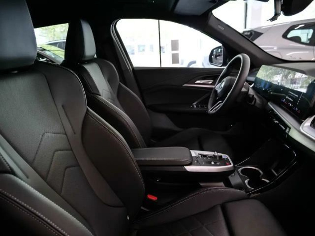 BMW iX2
