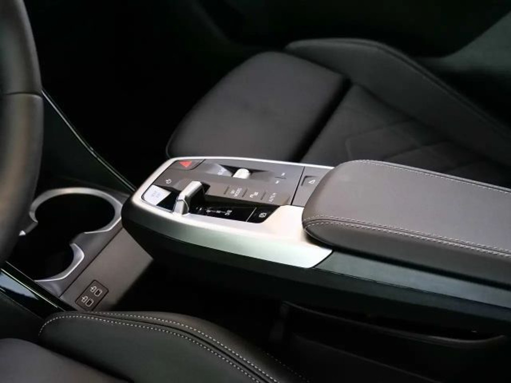 BMW iX2