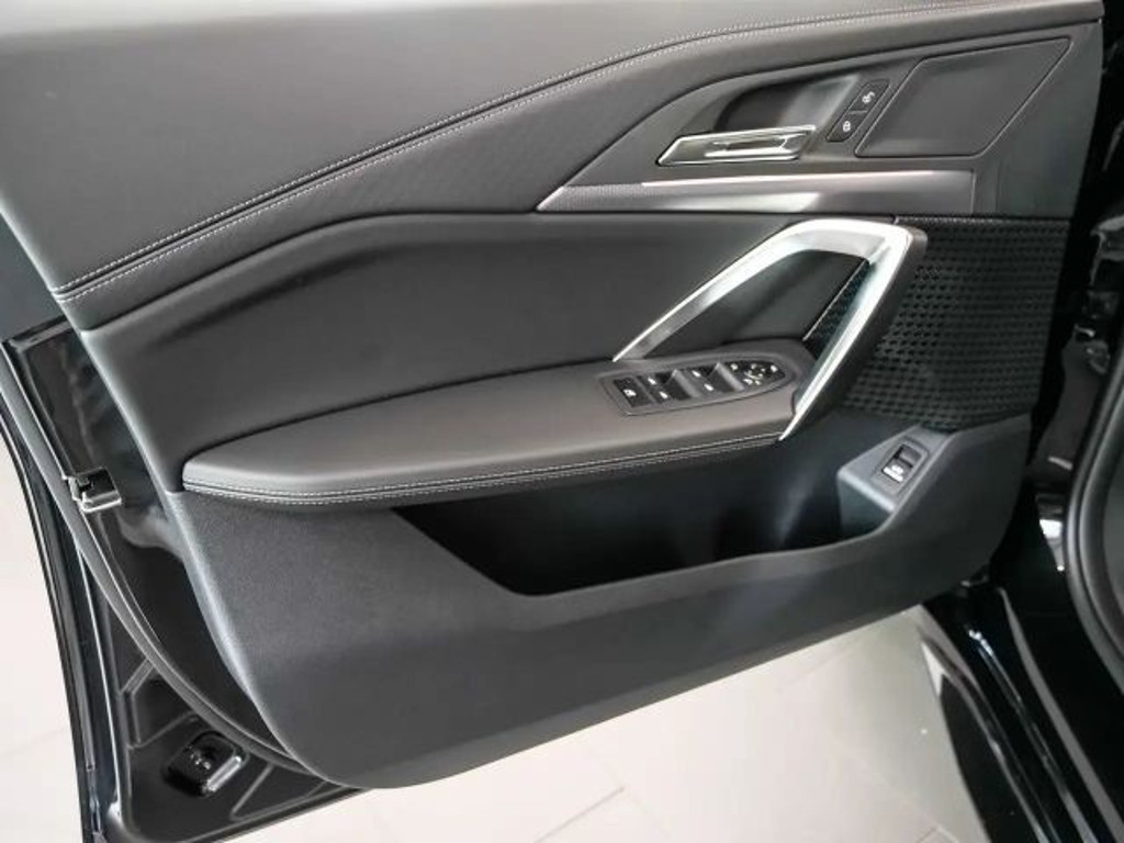 BMW iX2