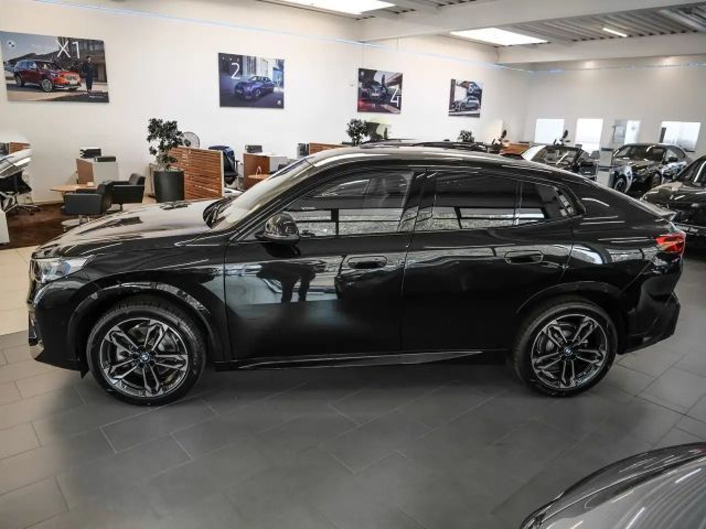 BMW iX2