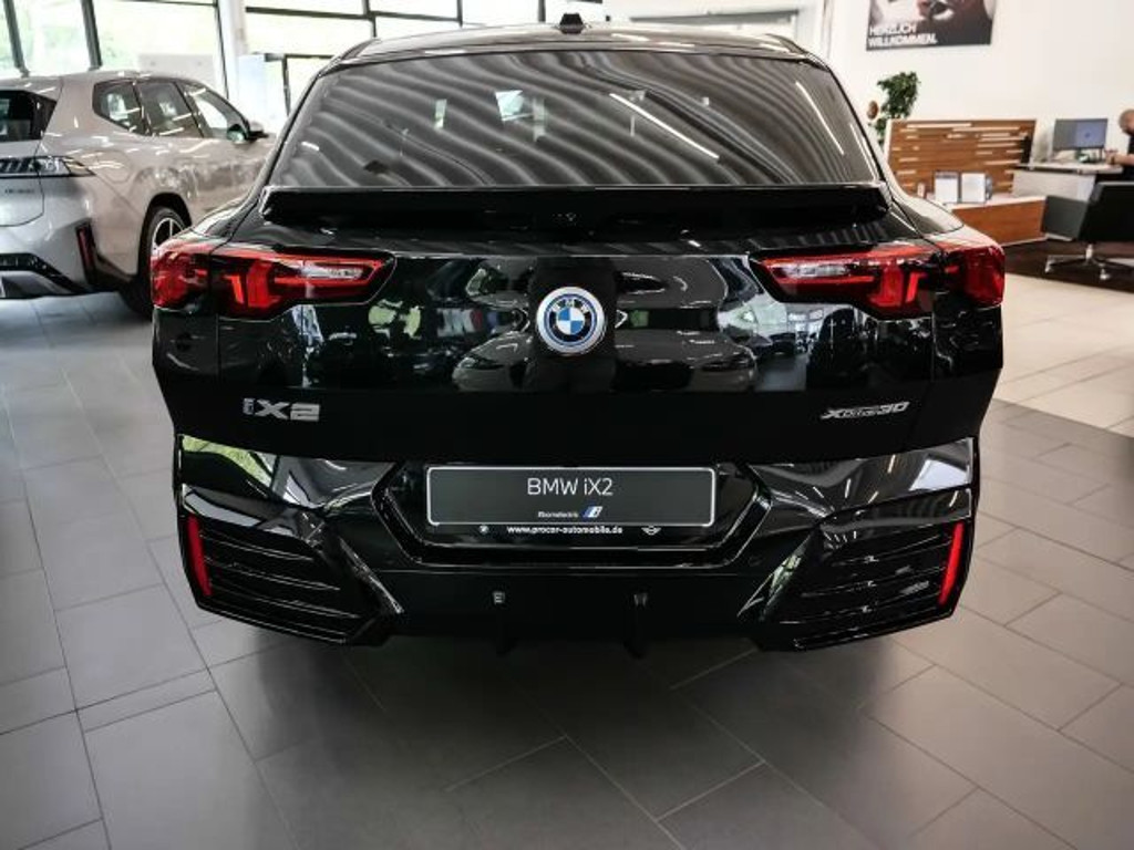 BMW iX2