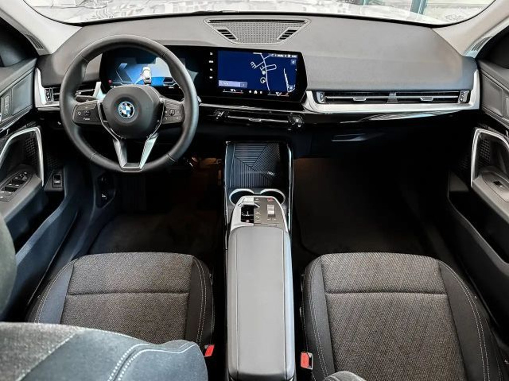 BMW iX2