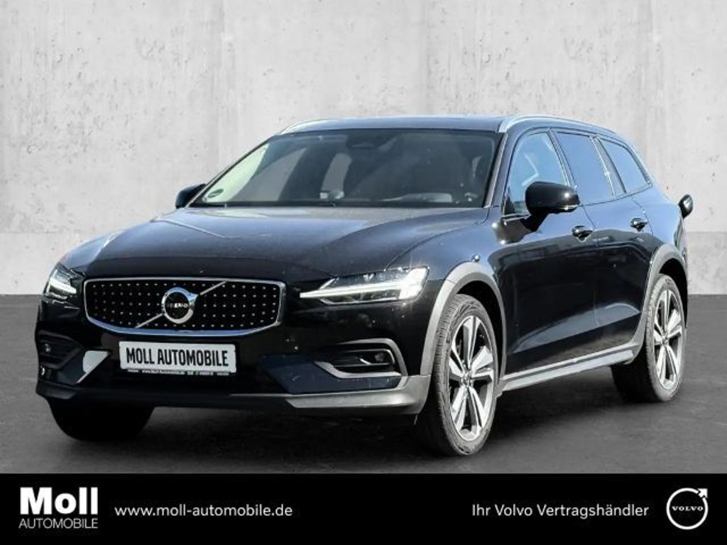 Volvo V60 Cross Country AWD Ultimate