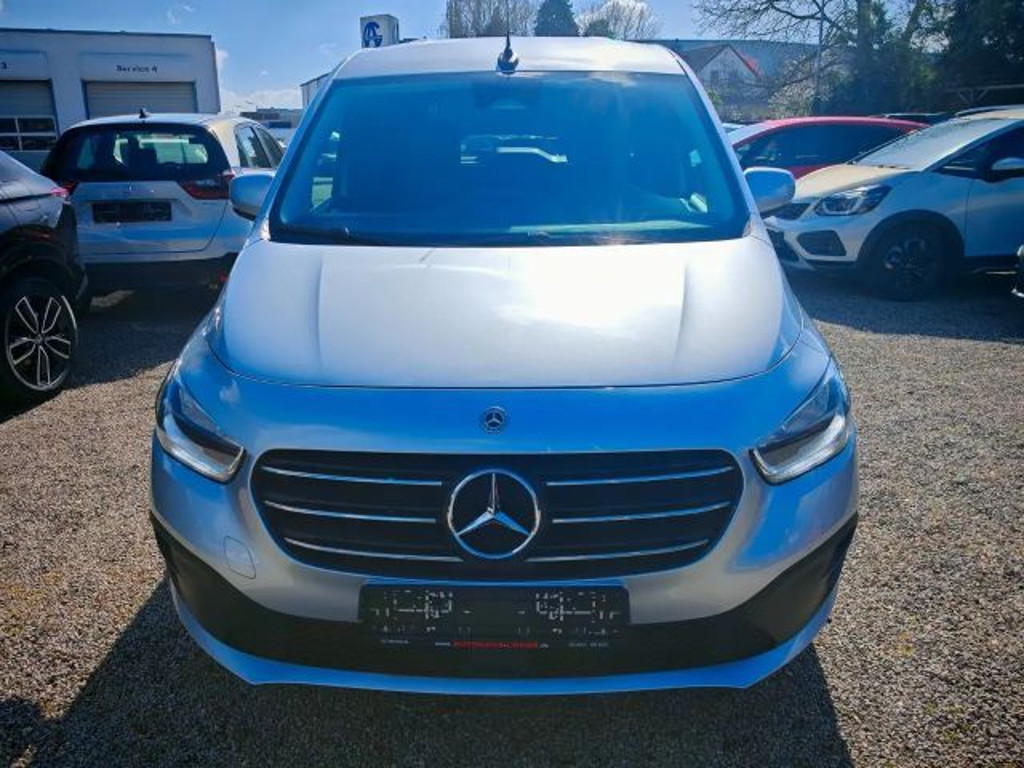 Mercedes-Benz T 180