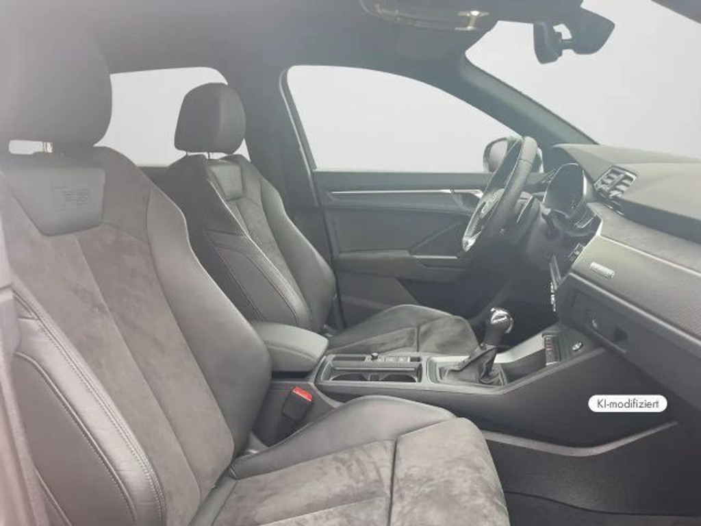 Audi RS Q3