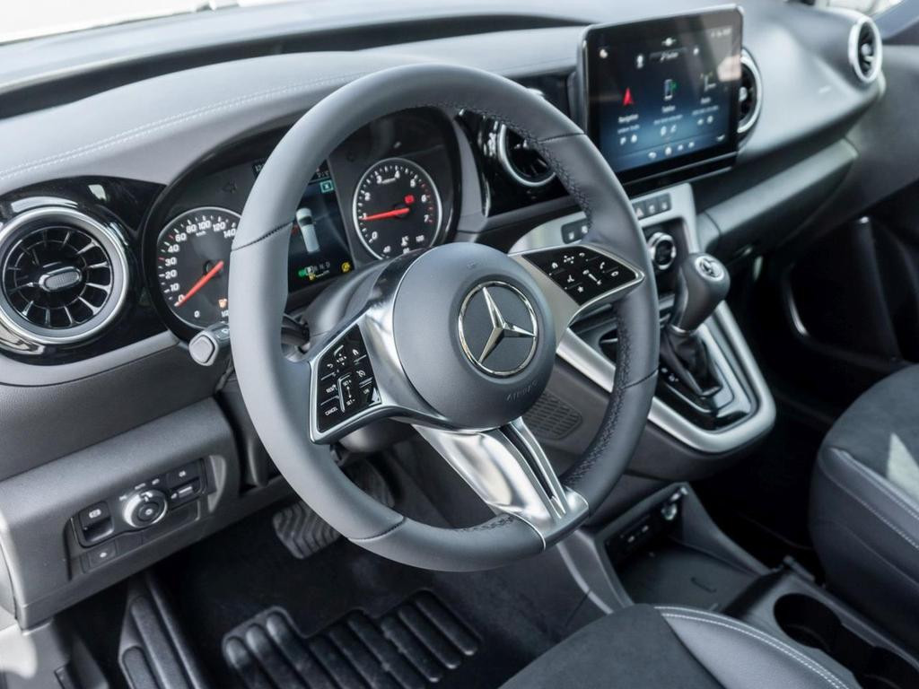 Mercedes-Benz T 180