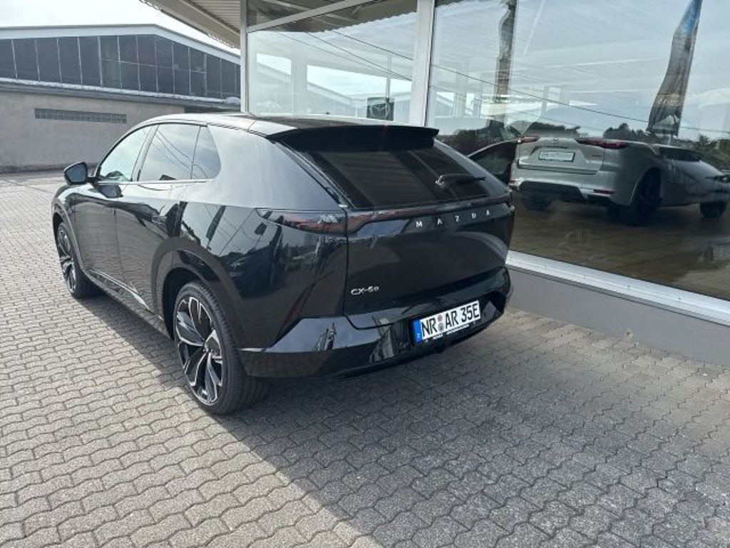 Mazda CX-6e
