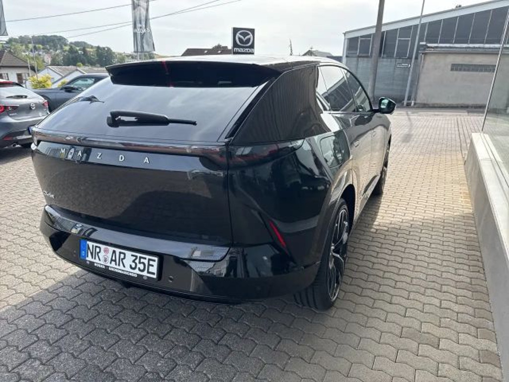 Mazda CX-6e