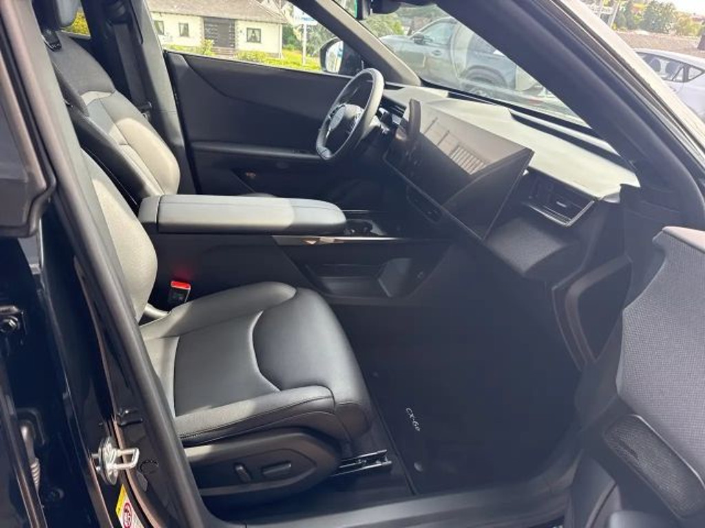 Mazda CX-6e