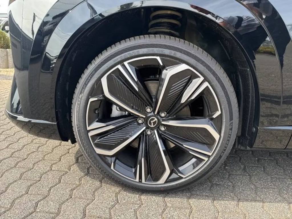 Mazda CX-6e