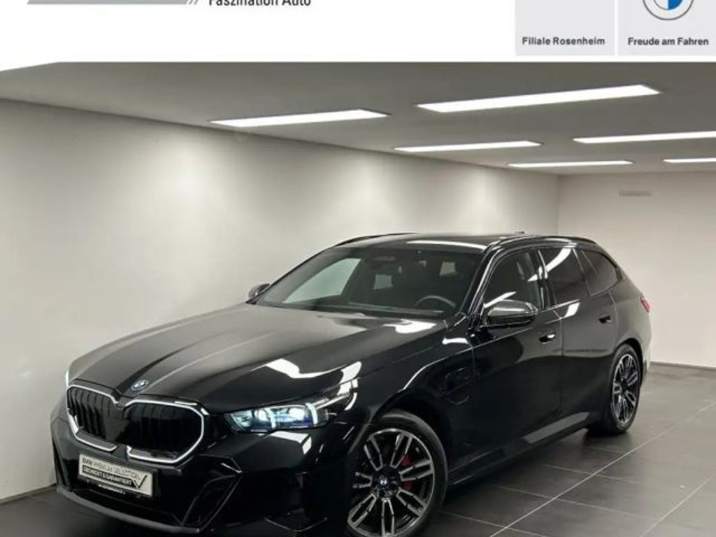 BMW 5 Serie 530 M-Sport xDrive Touring 530e