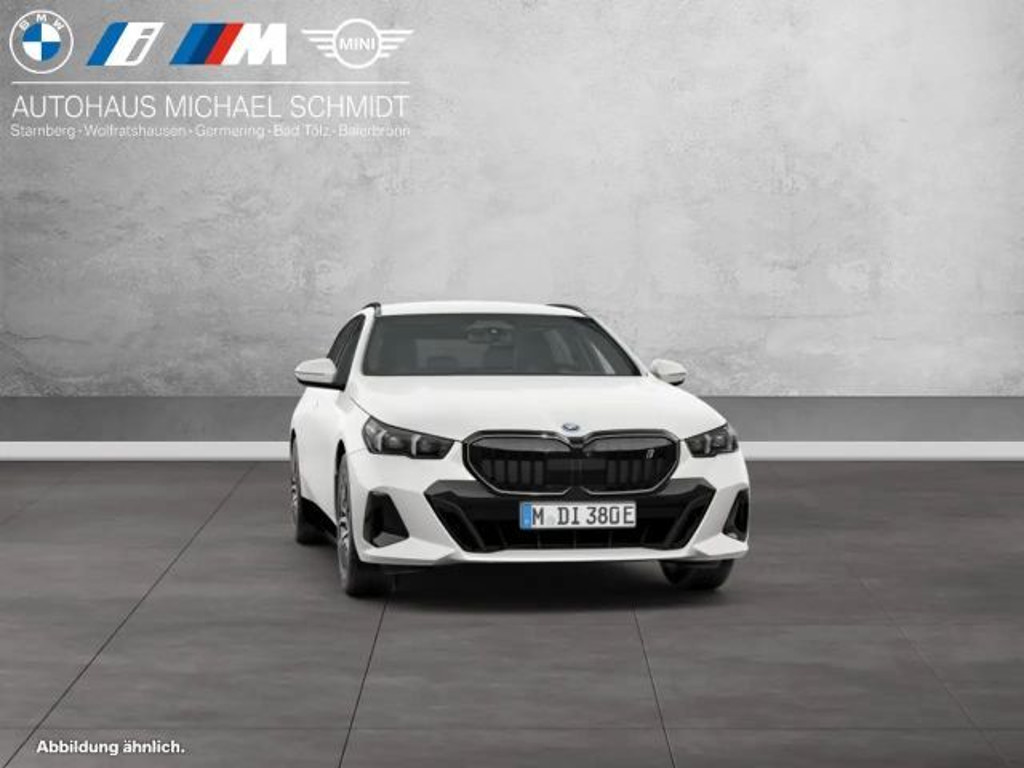BMW i5