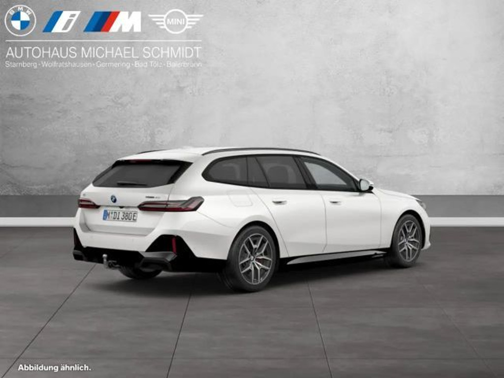 BMW i5