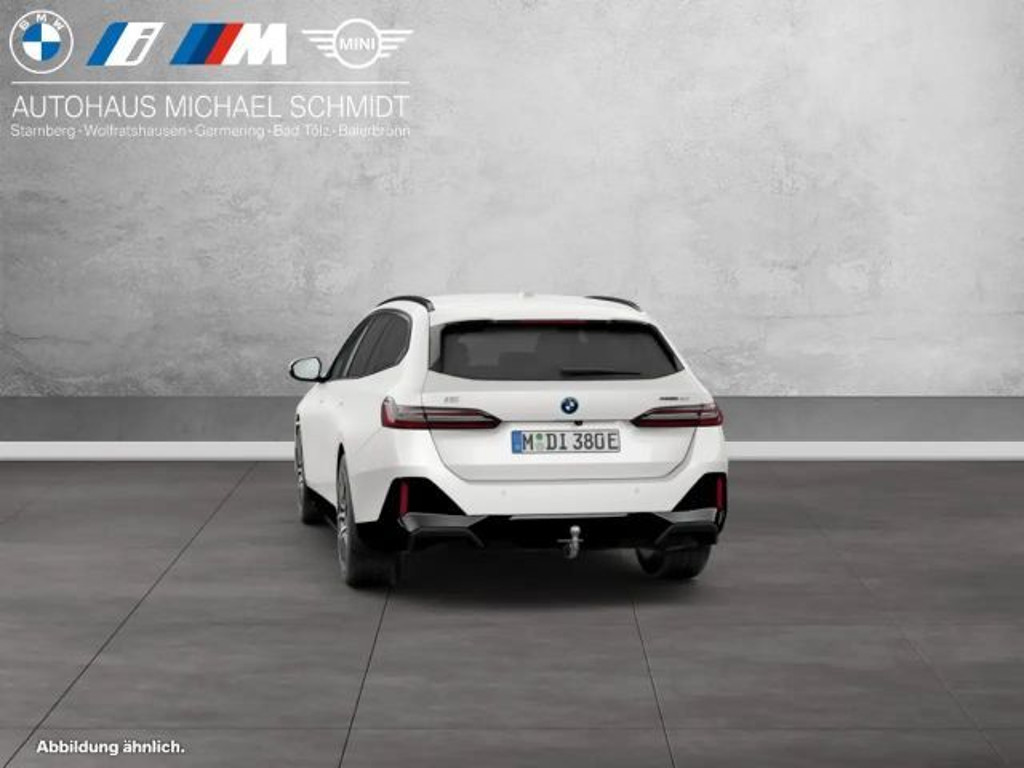 BMW i5