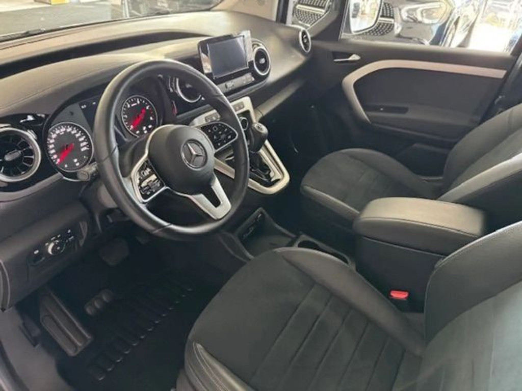 Mercedes-Benz T 180