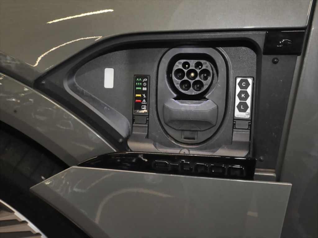 Audi Q8 e-tron
