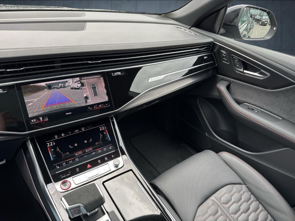 Audi RS Q8