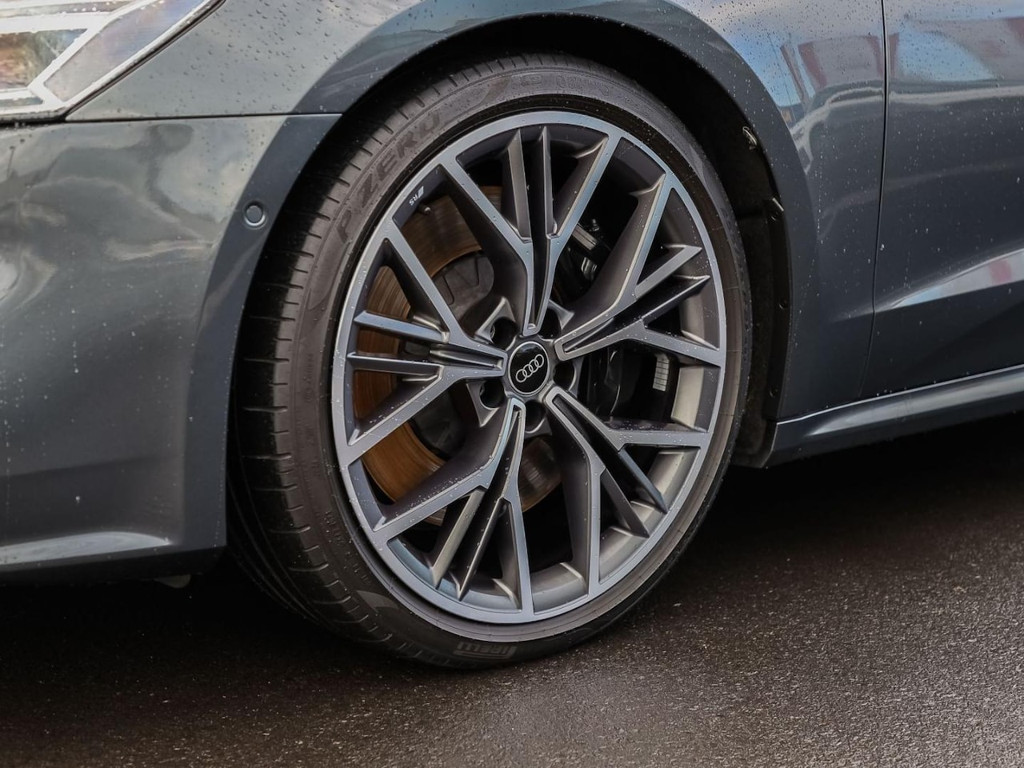 Audi S7