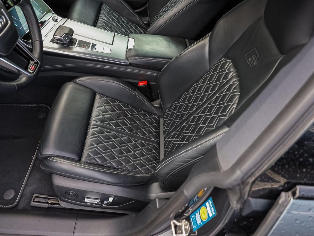 Audi S7