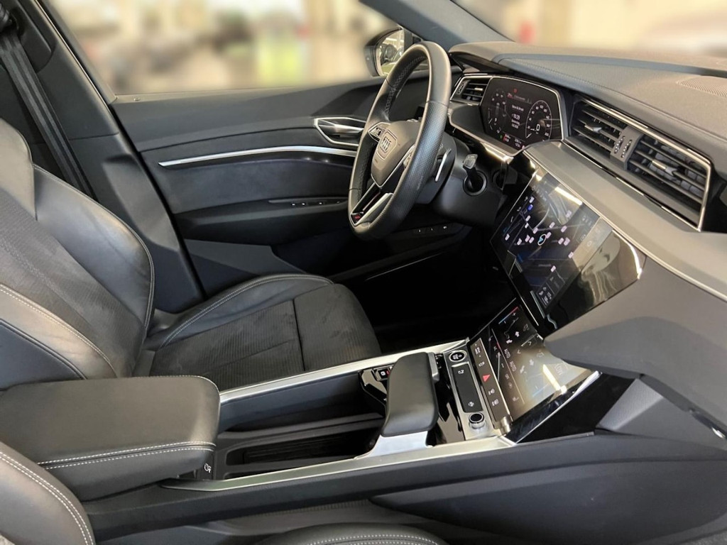 Audi Q8 e-tron