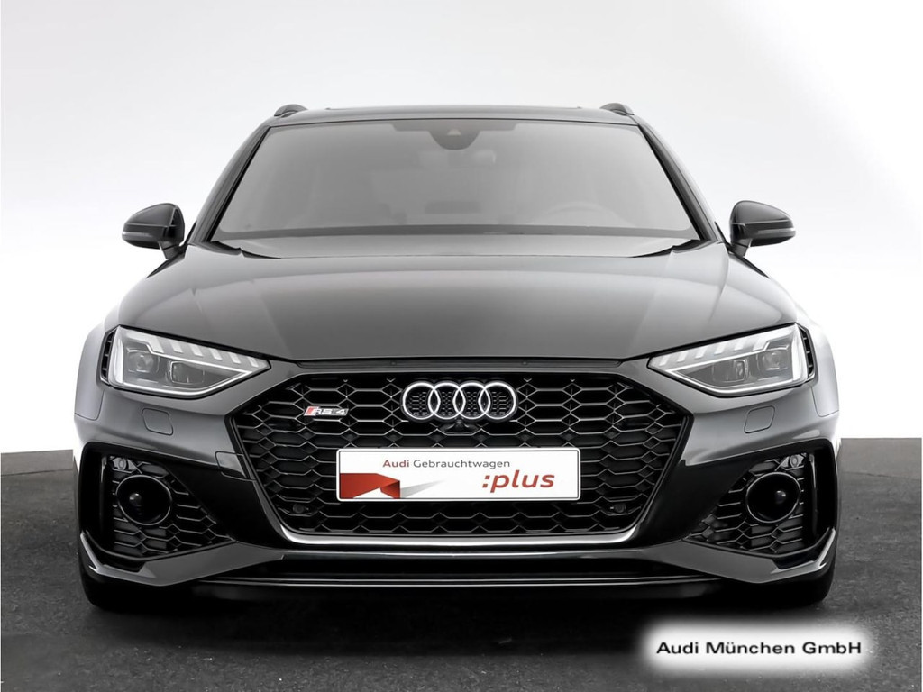 Audi RS4