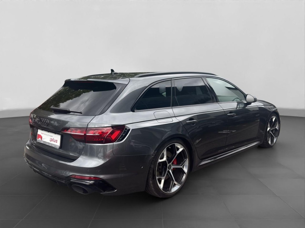 Audi RS4