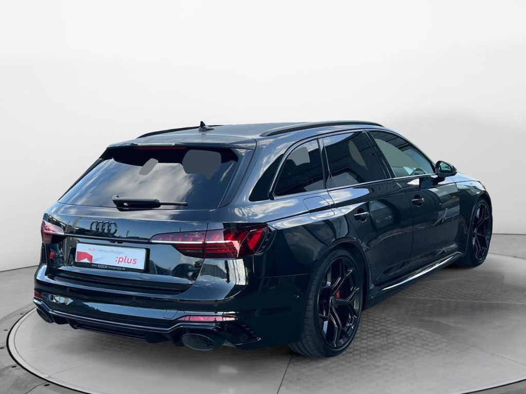 Audi RS4