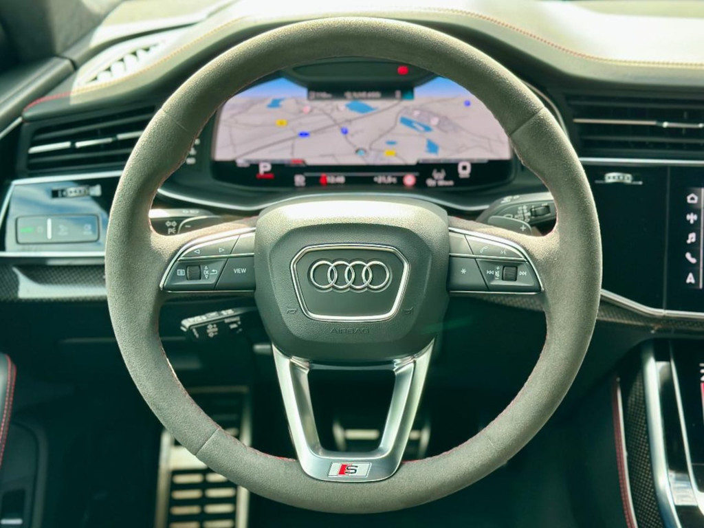 Audi SQ8