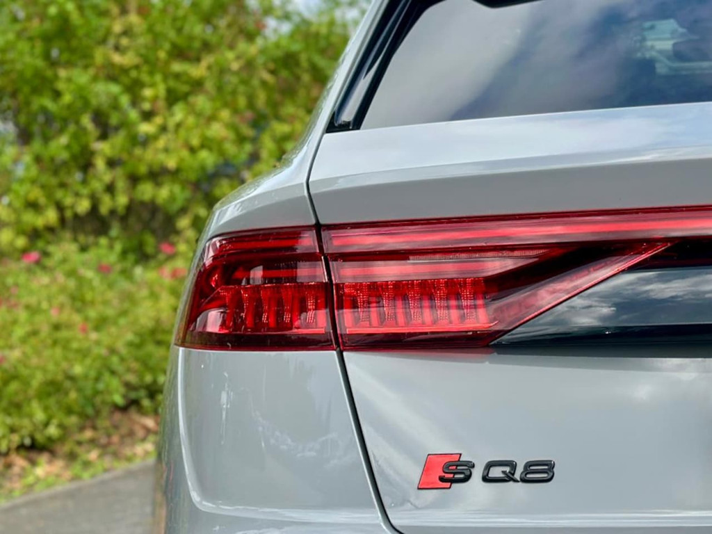 Audi SQ8