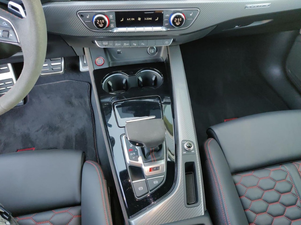 Audi RS4
