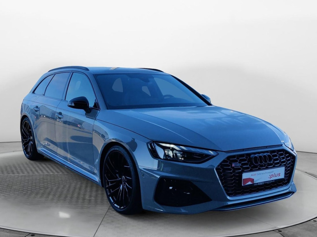 Audi RS4
